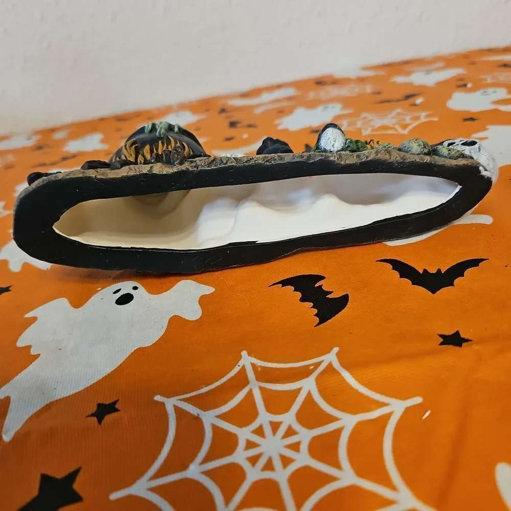 Vintage Nowel'ls Halloween Witch and Pumpkins Ceramic Figurine